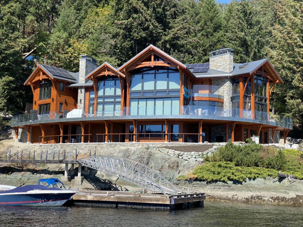 Beautiful Home with Lake View