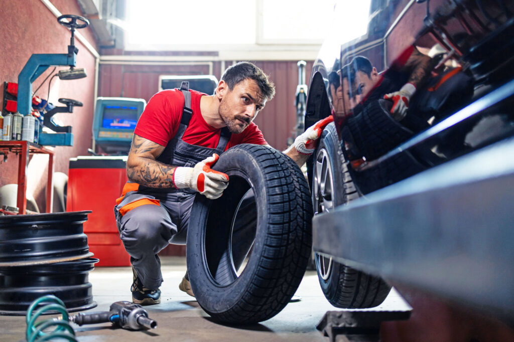 Auto tire replacement