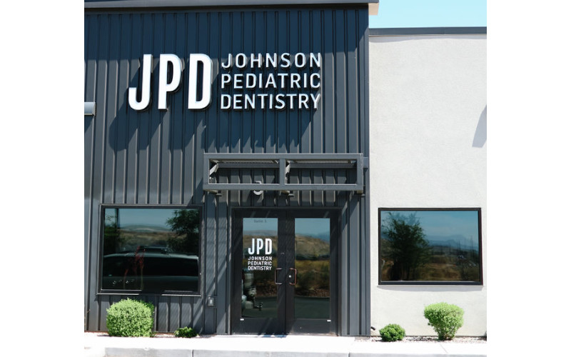 Johnson pediatric dentistry building exterior