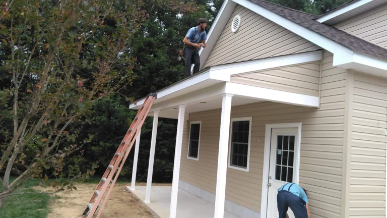 Boyd's Custom Remodeling offers home improvements including siding, and roofing. Works install new siding and fascia of home in Delaware