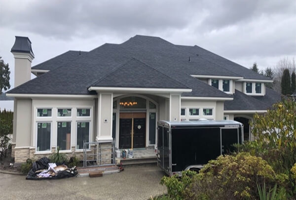 Undercover Roofing Logo