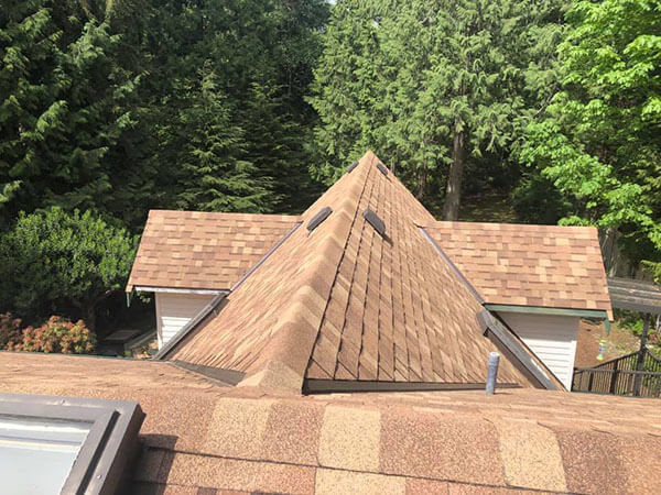 Undercover Roofing Logo