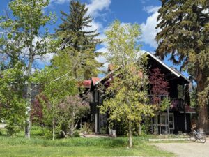 416 N 1st Ave, Hailey