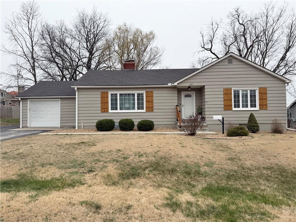 607 W Dakota Street Butler, MO 64730