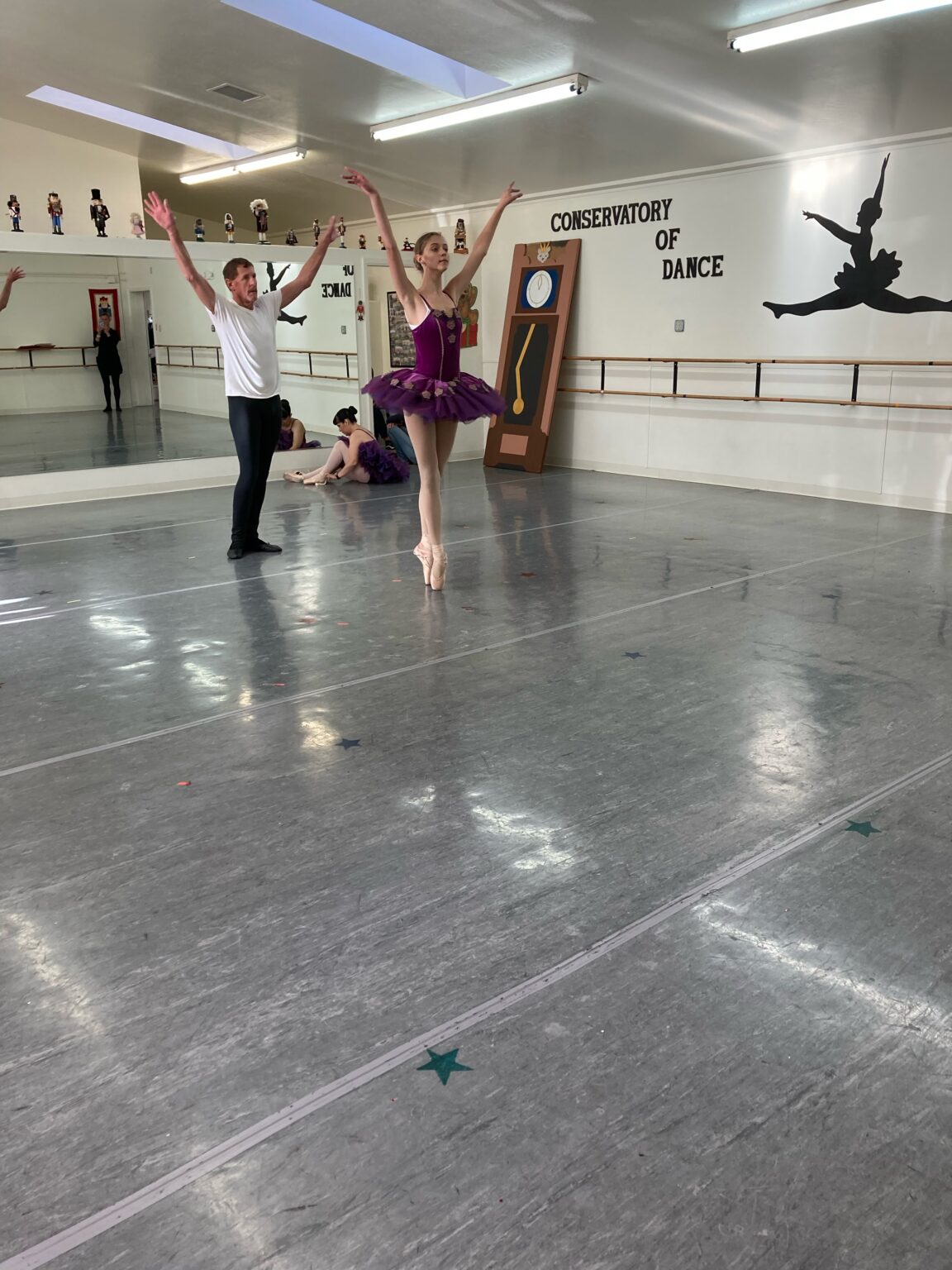 Conservatory of Dance students practicing