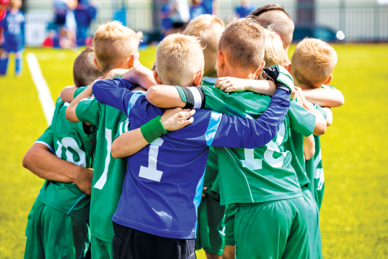 SPORTS-EXAMS-LITTLE-BOYS-SOCCER-HUDDLE