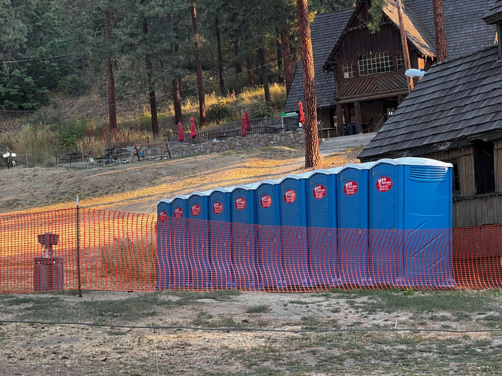 Image of a website for busines W/W Pumping Service.